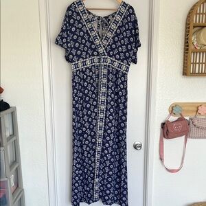 Garnet Hill Blue and White Flutter Sleeve Sundress